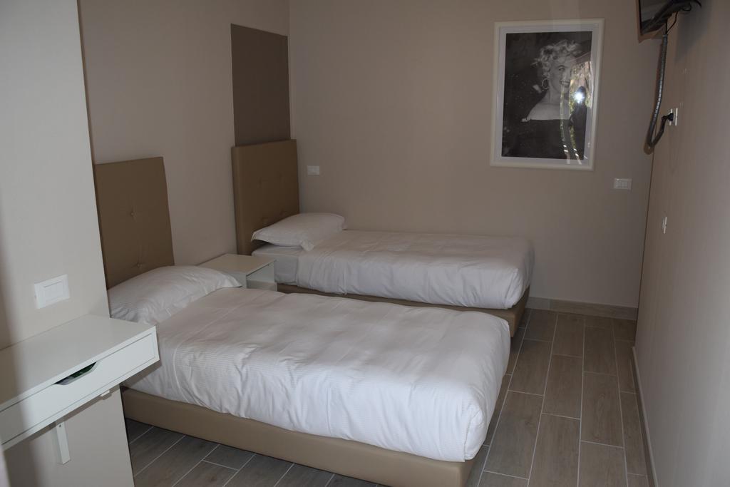 B&B Leonardo Rho Εξωτερικό φωτογραφία
