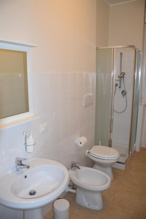 B&B Leonardo Rho Εξωτερικό φωτογραφία